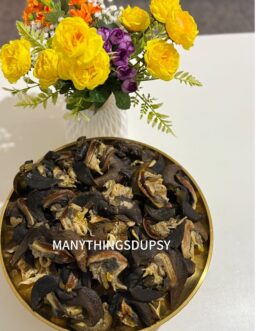 Large sized south bush oven-dried snails